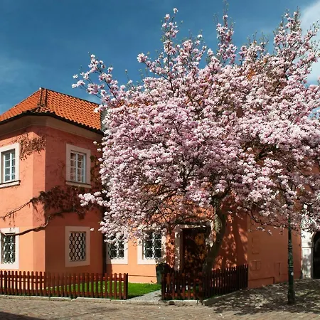 Monastery Gallery With Garden And Parking * Prag